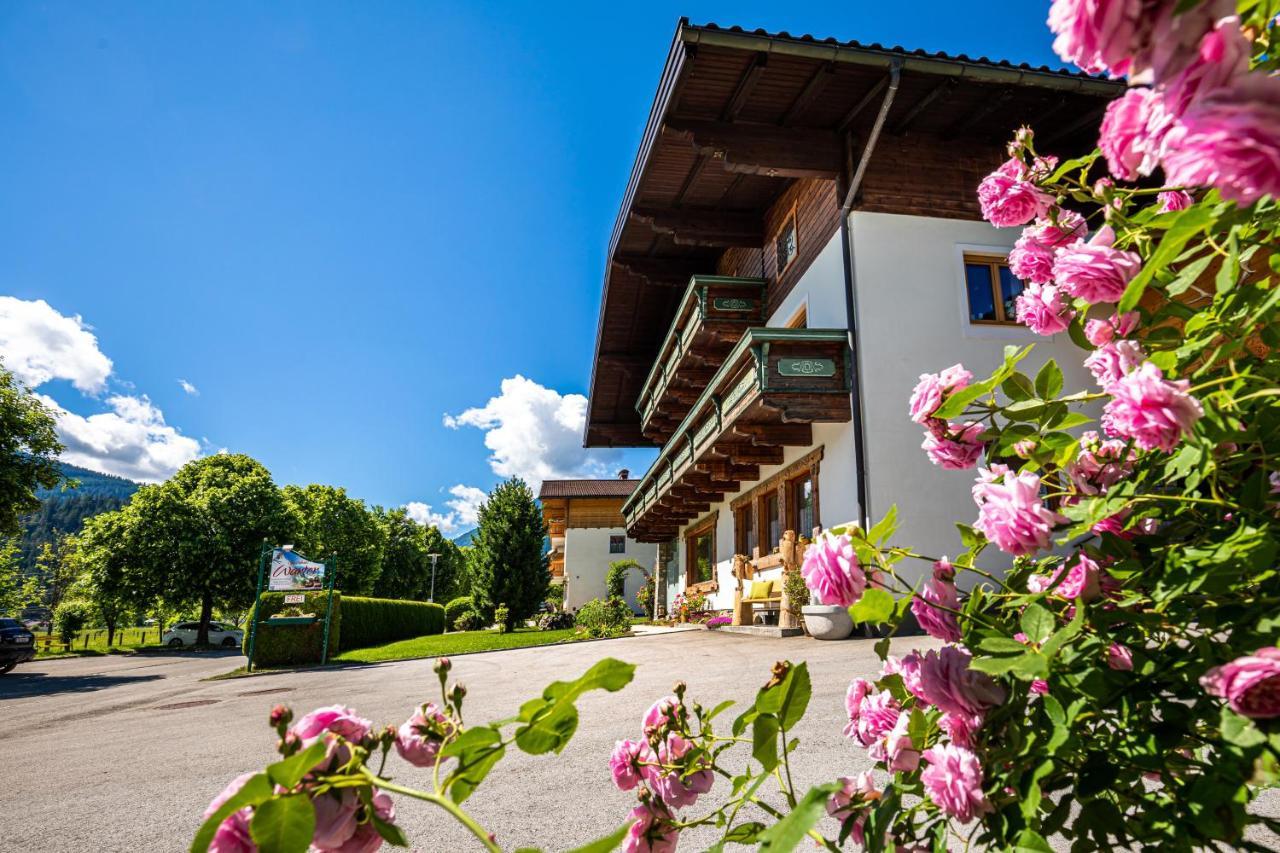 Holiday Im Gaestehaus Warter In Altenmarkt Альтенмаркт-ім-Понгау Екстер'єр фото