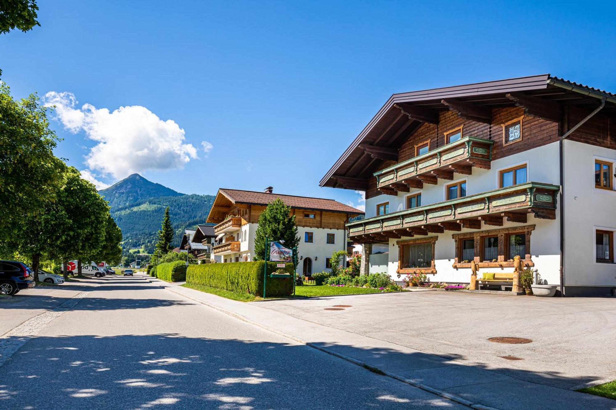 Holiday Im Gaestehaus Warter In Altenmarkt Альтенмаркт-ім-Понгау Екстер'єр фото